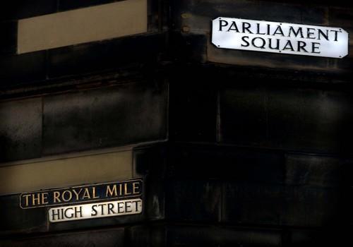Апартаменты Parliament Sq Эдинбург Экстерьер фото